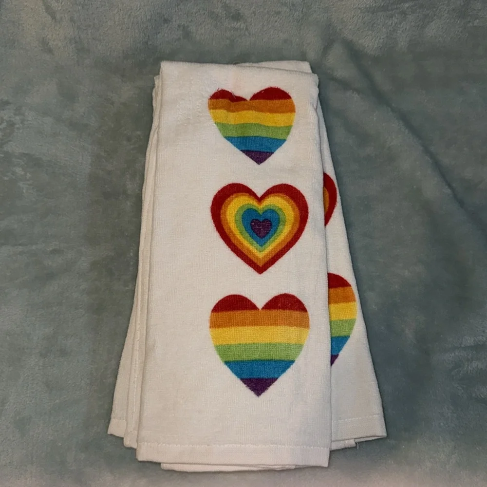 Christian Siriano Towels with Rainbow Hearts